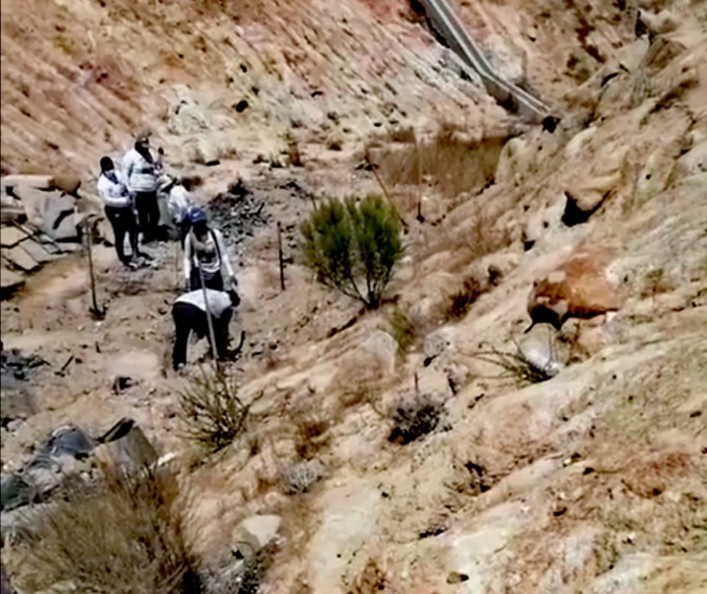 Descubren Fosas Clandestinas Con Cad Veres En Cerros De Tijuana