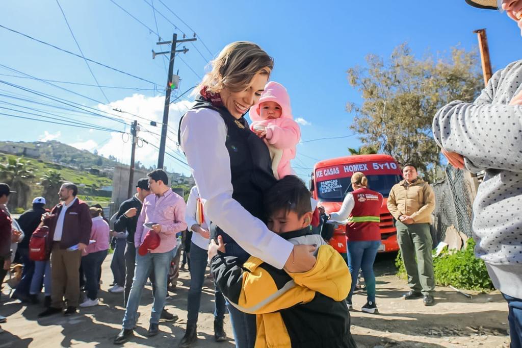 Escucha y atiende Marina del Pilar necesidades de vecinos de la Zona Este  de Tijuana – En Linea BC